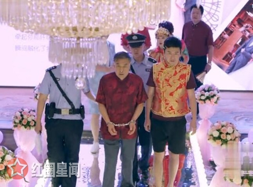 我不是精英韦晶爸爸是不是被骗了 韦晶爸爸为什么被抓