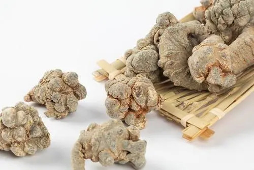 哪些人不适合吃土三七，三七和土三七有什么区别？